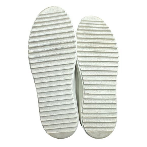 Steve Madden Red White Lace Up Plaid Pearl Valentines Platform Sneaker Size 9.5 - Picture 4 of 8